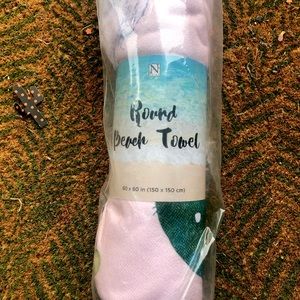 Llama beach towel🦙🌈sun and water resistant!